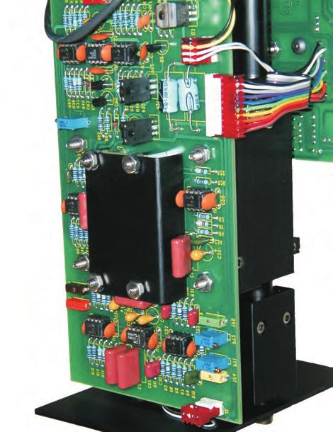 Instruction Manual OPM 3000 Circuit Board Replacement The R/M signal processor board and the power/modulator board are located directly across from each other inside the transceiver housing (Figure