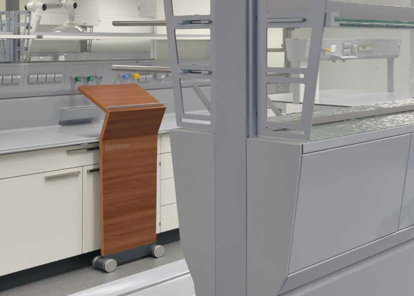 2 Service modules Our SCALA range of laboratory furniture is defined by flexibility, mobility and ergonomical design to meet future requirements in the laboratory.