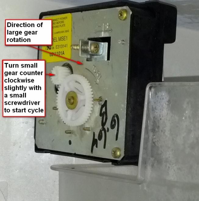 If you re winterizing with compressed air connected to the city water connector in the UDC, it s easy to winterize the refrigerator. 1.