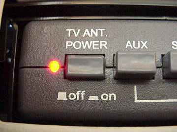Then turn off the amplifier power switch. If the antenna amplifier is working properly, the TV picture will now be degraded (snowy).