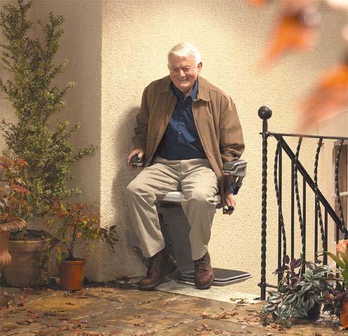 Using your Stairlift Manual Swivel Seat When you reach the top of the stairs, push on one of the levers either side of the seat, or on both at the same time.