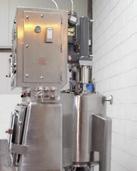 The filter dryer incorporates: 20 Litre Slurry Capacity 6 Litre Cake Capacity Pneumatically Driven Agitator Hydraulic