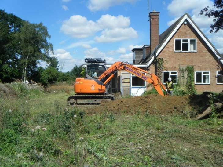 Archaeological evaluation at Willowdene, Chelmsford Road, Felsted, Essex August 2013 report prepared by Ben Holloway on