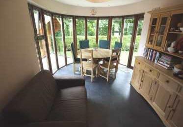 Garden Room/Snug Approx 13'0 x 10'8 (Approx 3.96m x 3.25m) Large picture window overlooking the rear garden.