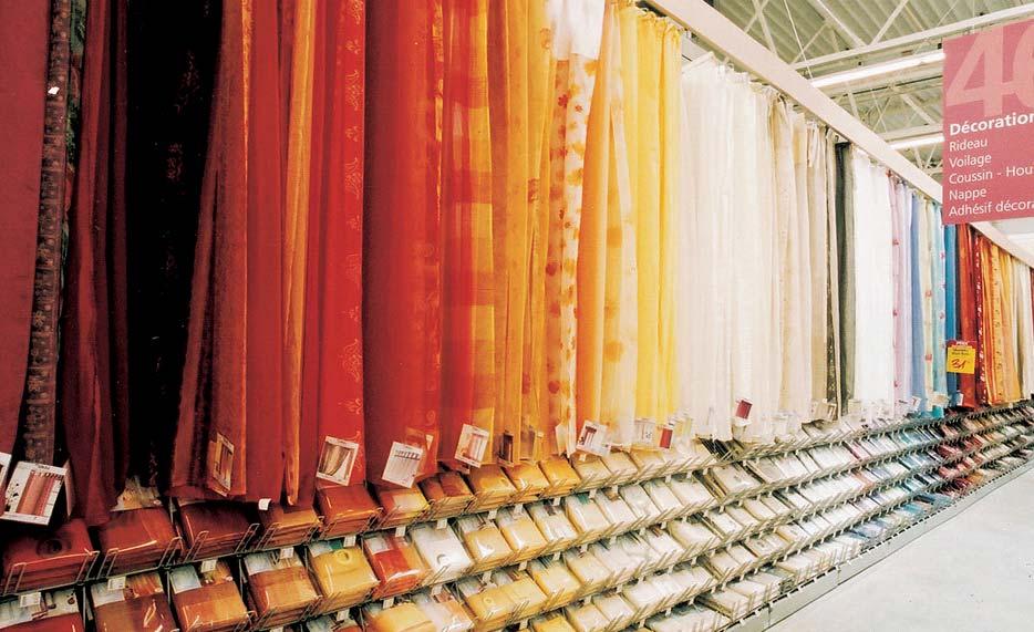 Offer Acceleration of the frequency of changes : the example of curtains 2005 : Aggressive price positioning and range structuring Curtains Avg Price of goods sold : -9% 2006/07 : Increase frequency