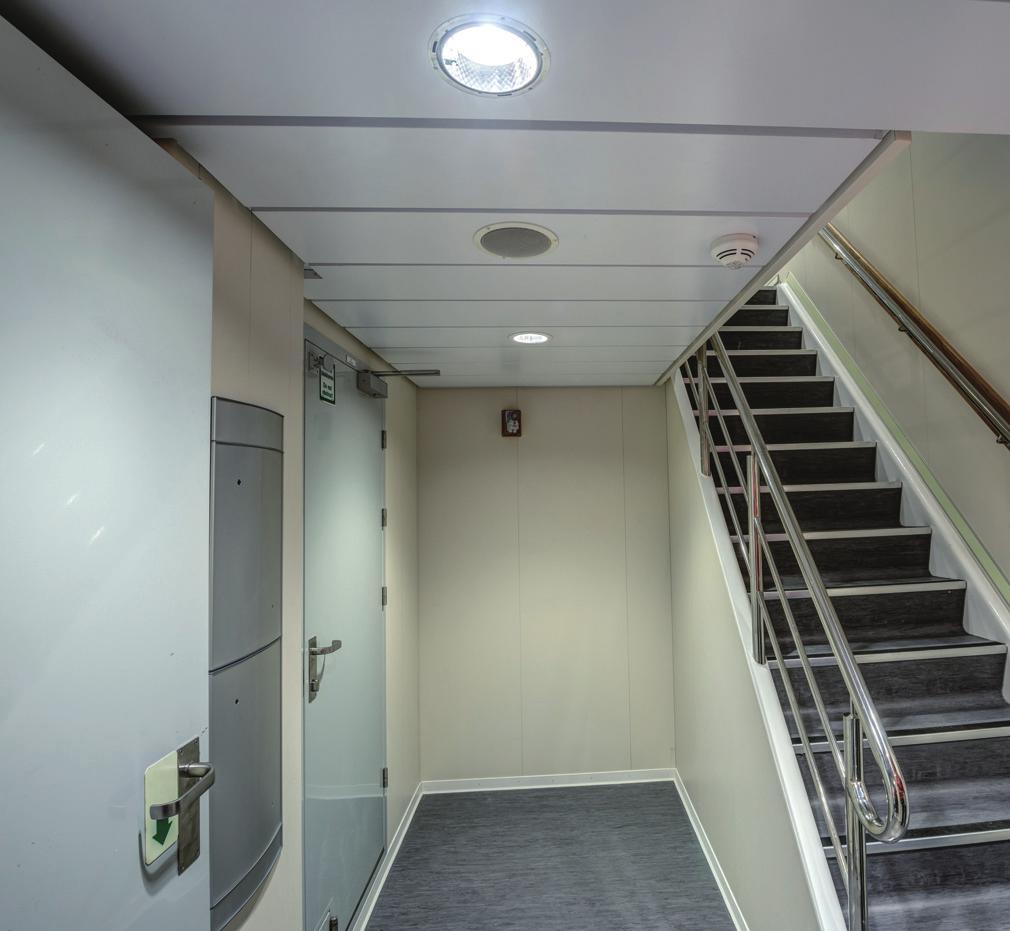 confined to the corridor space. Combined with automatic dimming, the best compromise of energy savings, comfort and safety can be realized.