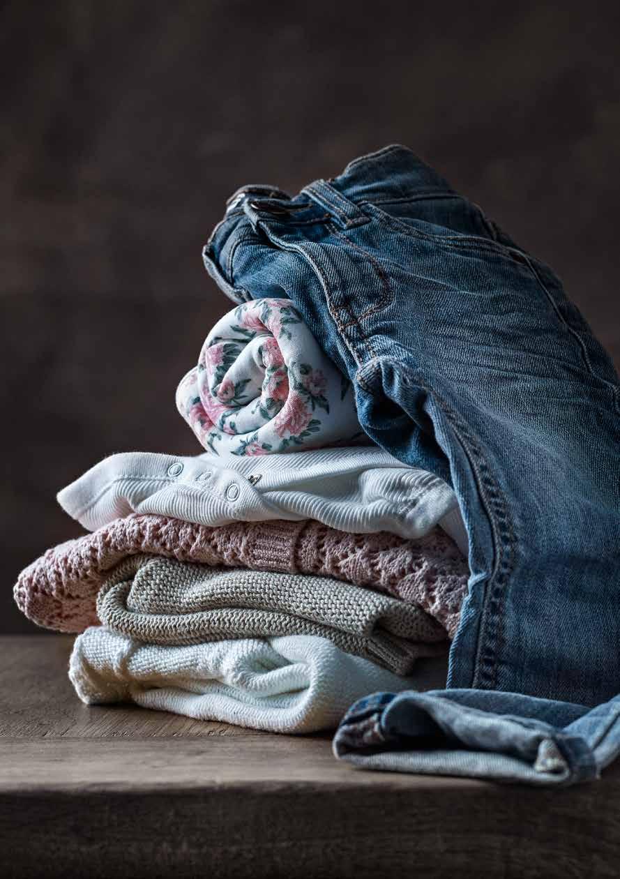 Jeans Jeans are a durable fabric outside the washing machine but require some extra care during washing.