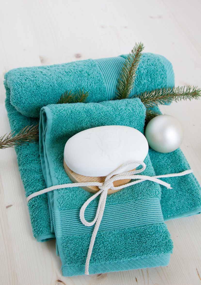 BATHROOM TOWELS Inflame towel in 10 Classic towel in 21 7 TOWEL SET INFLAME 2 hand towels with a nice and elegant border in vivid and