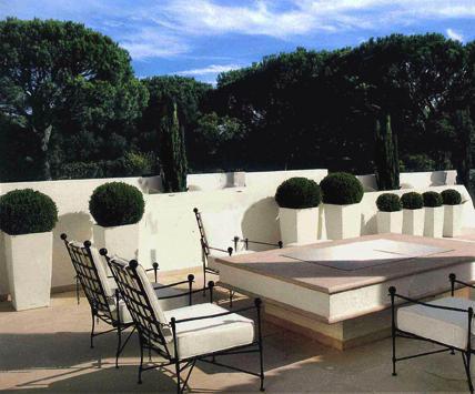 Contemporary Roof Terrace Theme including