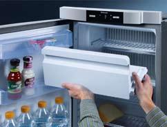 8-series refrigerators can be supplied with door hinges on the left or right as required.