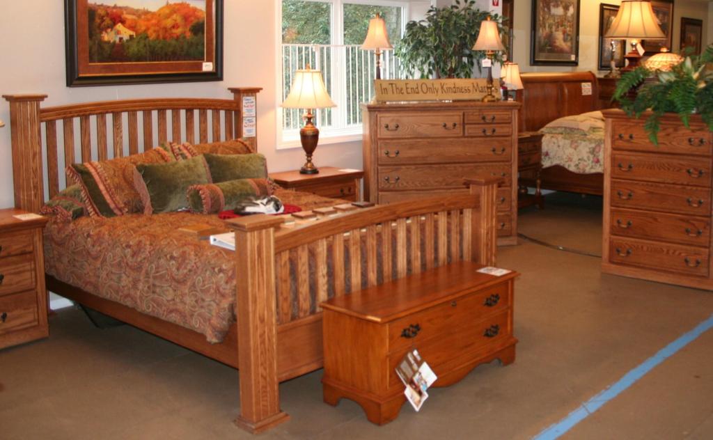 COLTIN RIDGE COLLECTION 225-111 QUEEN ARCHED SLAT BED 88L 70 59 225-32 SEVEN DRAWER MULE CHEST 17 50 46.