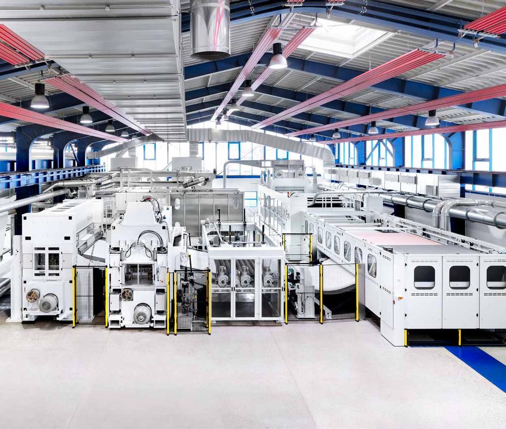 Carding Competence Center The AUTEFA Solutions Carding Competence Center (CCC) possesses an industrial scale carding line for the production of needle punched nonwovens with a working width of 3.