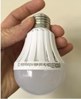 B14 B22 E14 E27 E40 5 200-250v E27 / B22 Rated LED life (DS) 1000 Duty Cycles ~300 (cw) 180 : Incandescent Replaces : Halogen : CFL 40w N/A 15w 110 x 60 x 60mm (83g) >70 6000k Cool White This value
