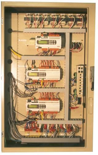 Control Panel Layout Figure 0, Outer (Microprocessor) Panel T, Unit Controller T13, Circ#1 Controller T14, Circ#1 Load Solenoid T15, Circ#1 EXV Power T3, Circ# Controller T4, Circ# Load Solenoid T5,
