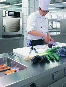 award-winning restaurants or for school catering, the SpaceCombi impresses with excellent cooking results,