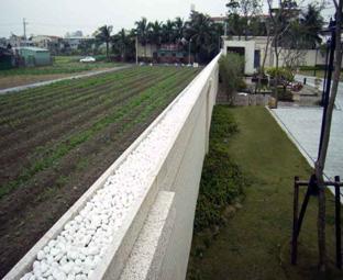 5. Invisibility System The system can be used to secure Fence, Wall and Field. The system smoothly integrates with the perimeter environment without affecting its aesthetics.