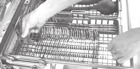 Removing the Cutlery Rack The entire cutlery rack can be removed if more space is needed on the