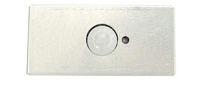 P/N 05035_A GENERAL INFORMATION The HUSSMANN Motion Activated LED Dimmer Control regulates the brightness of the merchandiser s LED lighting.