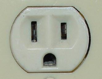 NEMA 14-30 Receptacle Test Points L1 - L2 L1 - N L1 - G L2 - N L2 - G N - G Voltage 240V 0V 208-240V/50A: The 240V system MUST be hard wired or plug connected