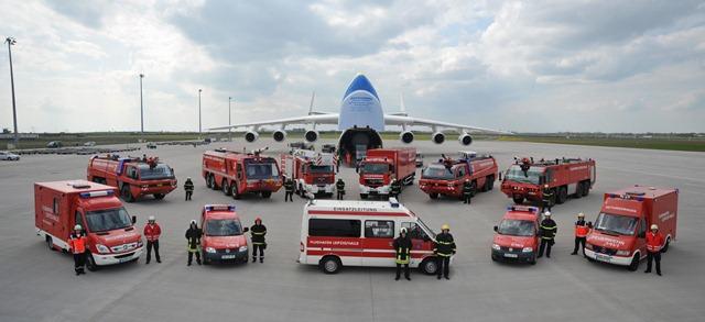 Company About us Safety at the airport Fire service Fire service Since the 9th of October 1997, the airport fire service has been recognised as a plant fire brigade.