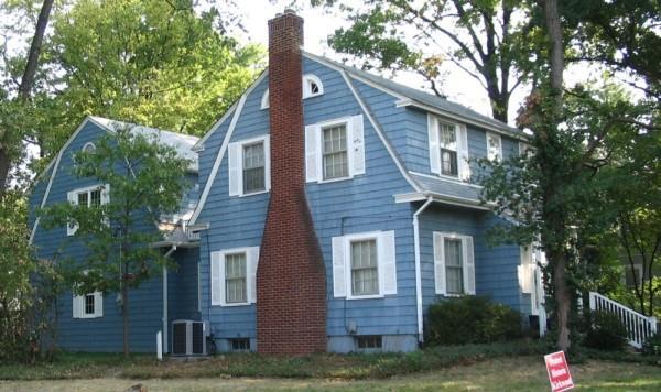 DUTCH COLONIAL REVIVAL (Revival Style 1880-1955) A secondary influence in the Colonial Revival style, this original American style began in homes built by Dutch settlers in New York City, Albany and