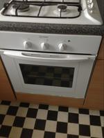have a Indesit electric oven, the glass