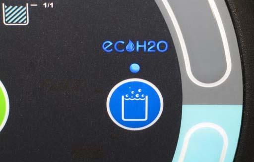 OPERATION ec H2O BUTTON (OPTION) ES (EXTENDED SCRUB) BUTTON (OPTION) The ec H2O button enables the ec H2O system to come on when the 1 STEP button is activated.