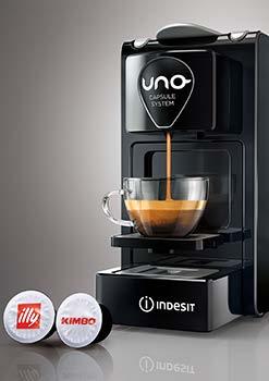 frontal detail Espresso coffee maker design for the joint venture project Illy-Kimbo and produced by Indesit.
