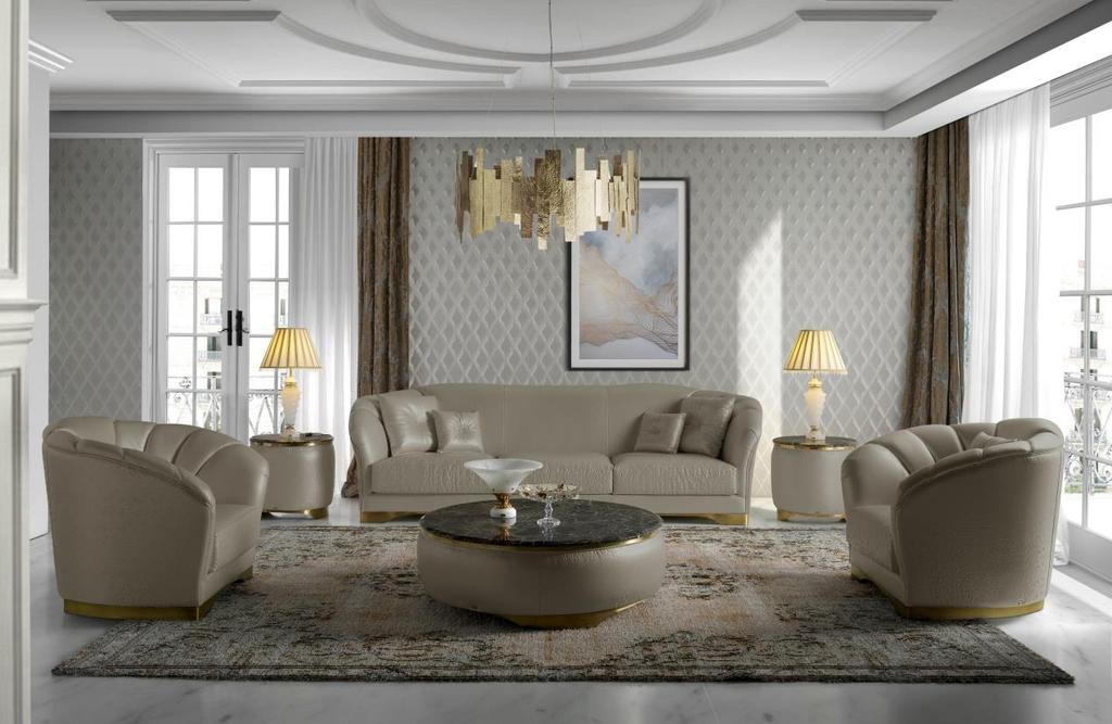 The soft feel and effortlessly chic look of the design all combine to create a luxurious yet