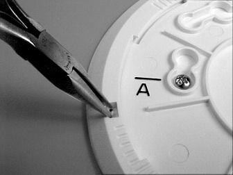 Operating Instructions Tamper Resist Feature To make your smoke alarm tamper resistant, a tamper