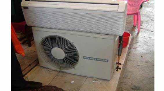Re-used product on the market of developing country Re-used room air