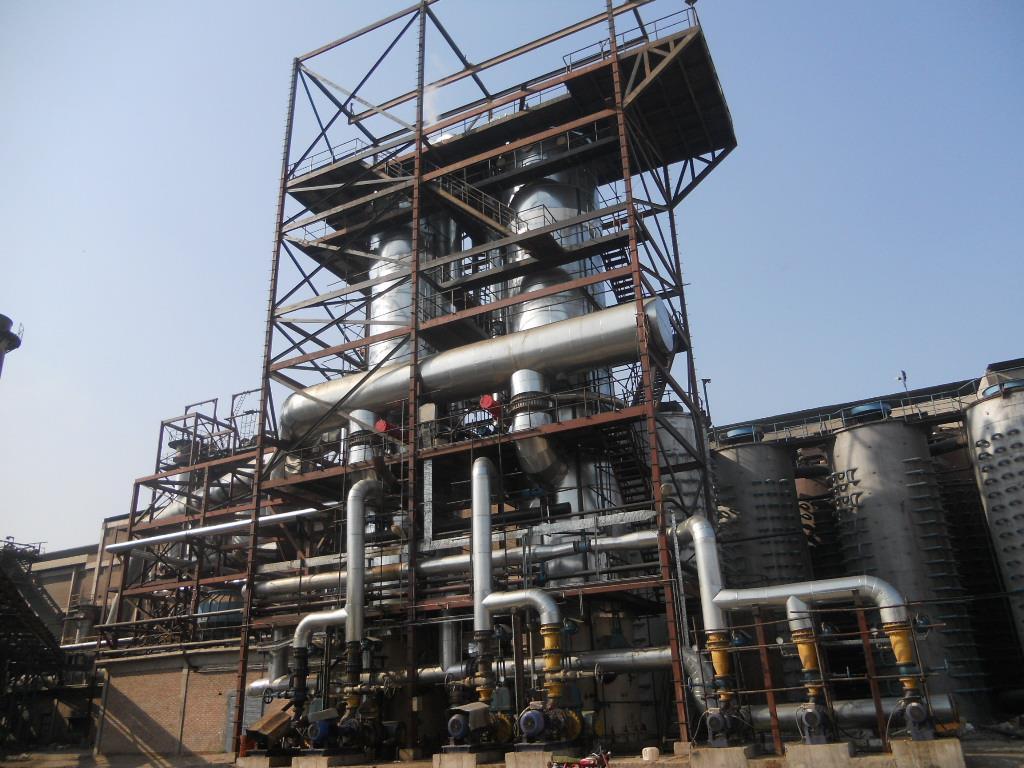 PROJECT II: GHOTKI SUGAR MILL, PAKISTAN (CANE SUGAR MILL WITH REFINERY) Elements of the evaporation plant (GSM) The existing evaporation plant at GSM combines falling-film evaporators in effect 1