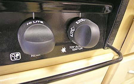 To Light Range Top Burners Turn the desired burner knob to HI LITE position Immediately spin the IGNITOR knob clockwise at least one full turn to light the burner If equipped with an