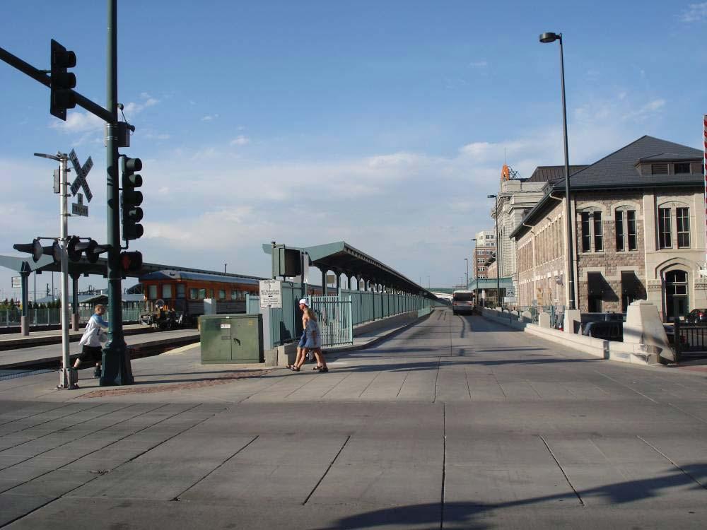 Amtrak Various Requires 700 foot platform Integrate with tram stop at 6th City of Des Moines Adjacent