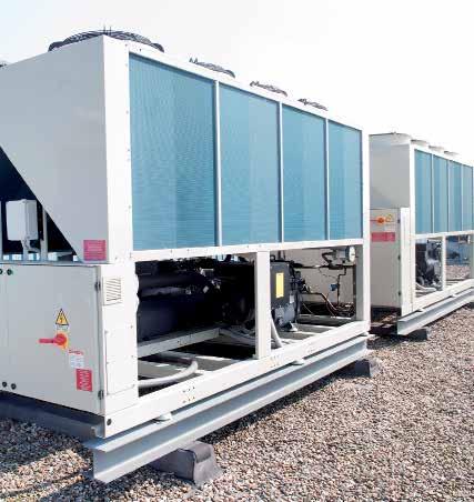Air cooled chiller with R-134a
