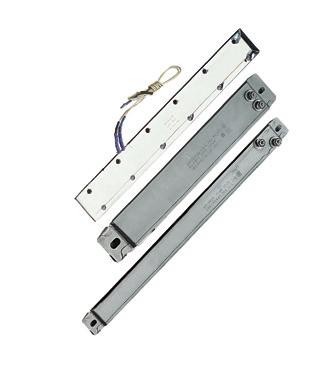 These heaters can be mounted by using adhesives, vulcanized bonding, eyelets, mounting bars, hooks, springs or spring clasps, and pre-formed clasps.