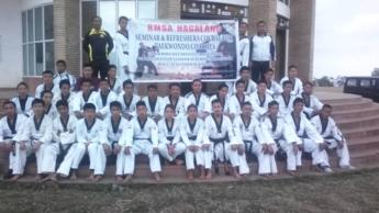 Iba sentong ya Nagaland Taekwondo Association 'Victor' indang mezüngbuba North-East Masters (Veteran Mens) Badminton Championship, Nagaland Badminton Association kübok Dimapur District Badminton