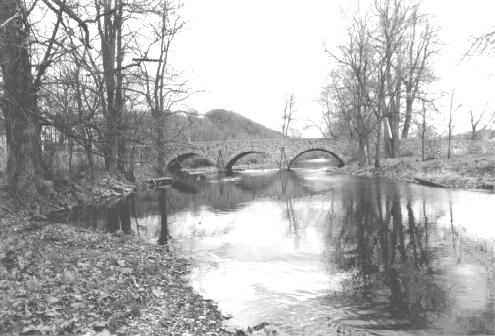 Hunterdon County s Stone Arch Bridges Hunterdon County s interest in stone arch bridges began in 1992, when a developer wanted to a raze a stone arch bridge so that a road could be widened for a new