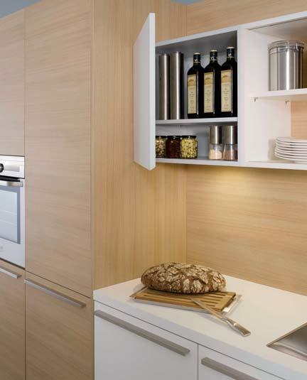 Pullouts and drawers can be furnished with railings and divisions, suitable cutlery