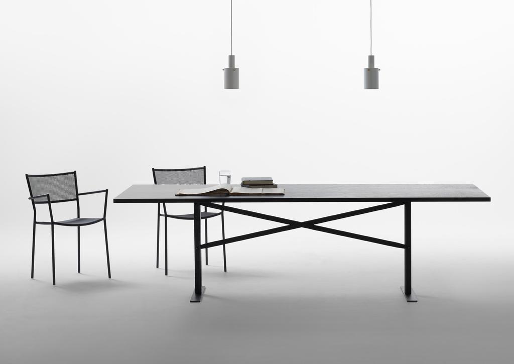 Ferric is a multifunctional table, built for hard work, creative conferences and delightful dinners.