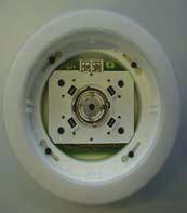 3 mm 2 ) guarantee a secure electrical connection through the clamped contacts when mounting the detector. The bases are provided with three mounts for cable ties.