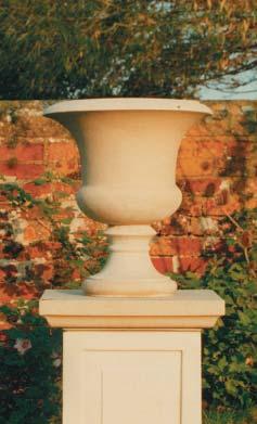 5 ) Victorian Vase Large Vase - Height 838 mm (33 ) Maximum
