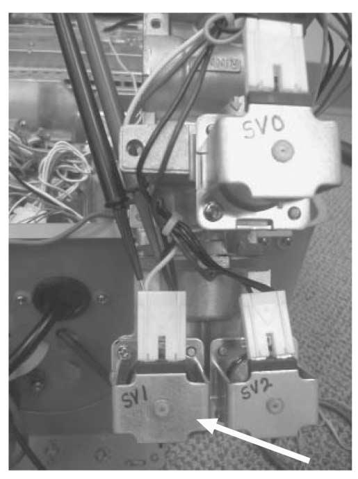 Thermistor resistance valves: 59 ºF = 11.4 ~ 14 K Ω 86 ºF = 6.4 ~ 7.8 K Ω 113 ºF = 3.6 ~ 4.5 K Ω 140 ºF = 2.2 ~ 2.7 K Ω 221 ºF = 0.6 ~ 0.8 K Ω rmal: Proceed to check item 2 below.