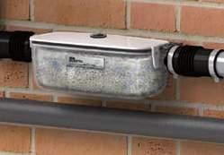 refrigeration units and dehumidifiers etc. Includes a non-return valve and m flexible discharge pipe.