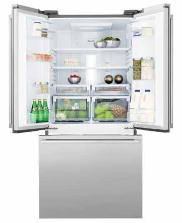 Our innovative water tubing is integrated at the top of the fridge compartment to maximise interior space.