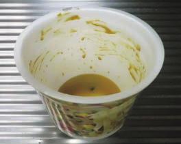 ) Remove food scraps with a ) Can be cleaned to this extent!