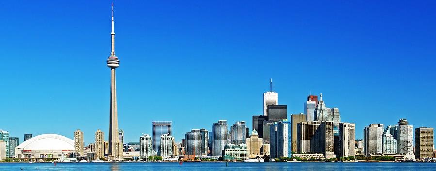 INTRODUCTION Toronto Settled the 17th century Toronto Temperature Profile Capital of the province of Ontario Business capital of Canada Sprawling metropolis on the north shore of Lake Ontario