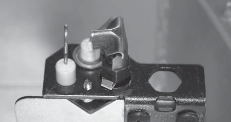 3. After confi rming step 2 has been properly performed, retighten the pilot head until it is properly positioned toward the sensor as shown in Fig. 7-1.