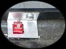 bracket, and screw Figure 3-12: Reversing Flow and Return Temperature Sensors 3.
