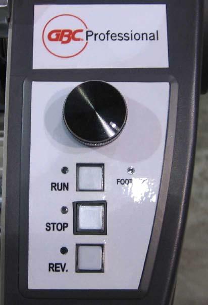 CONTROL PNEL POWER SWITCH Fig. 5-10. Control Panel B F C D E. Speed djustment (Figure 5-10) Turn the speed adjustment knob to set the desired speed. It is adjustable from 0Ft/mn to 18Ft/mn (0.